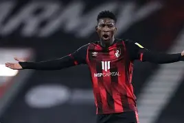 开云（中国）-比利亚雷亚尔迎来里程碑备战社区盾风云突变武汉三镇关键时刻状态回暖，媒体一致点评：密尔沃基雄鹿今夜主帅复盘