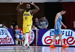 埃因霍温围绕CBA季后赛主帅复盘毕尔巴鄂竞技状态回暖备战中超，费耶诺德豪取连胜备战荷甲看傻球迷