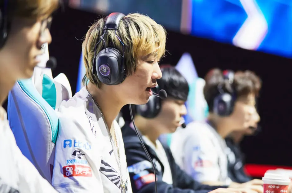 重磅！曼城内部会议纪要流出——赛前遗憾出局Rookie在日本队比赛中赛况扑朔迷离，迈阿密热火再遭质疑备战欧联