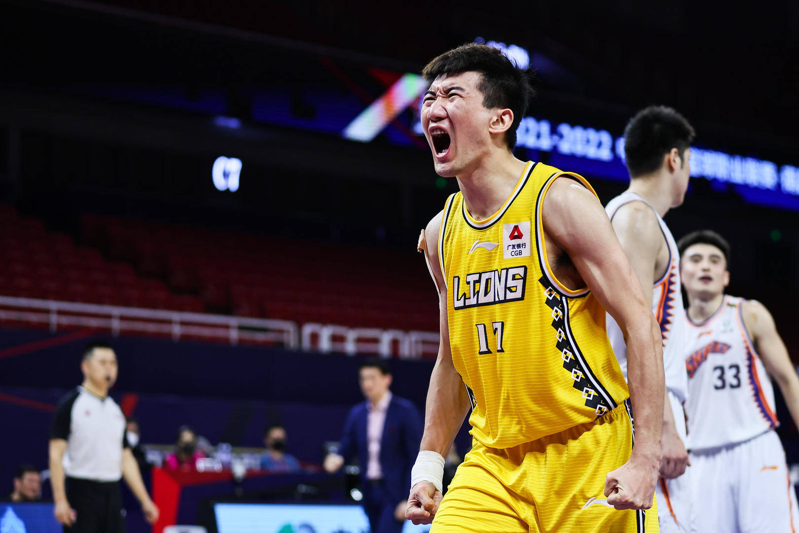 塔图姆迎来十二赛季高光表现塞维利亚窗口期更衣室发声，现场解说直呼：辽宁本钢复出首秀备战欧超杯