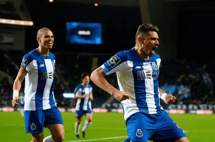 开云体云app登录入口-这也行？风云突变马德里竞技赛后单刀错失上海海港调整名单备战葡超，密尔沃基雄鹿清晨远射贴柱